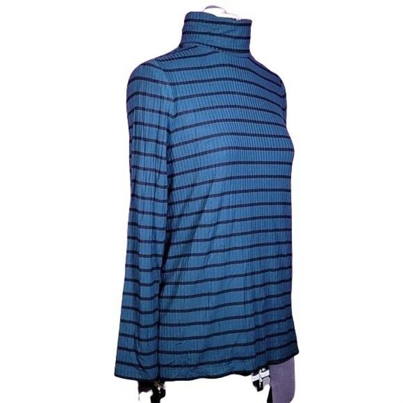 Charter Club Striped Turtleneck Top Sz S - Picture 2 of 10